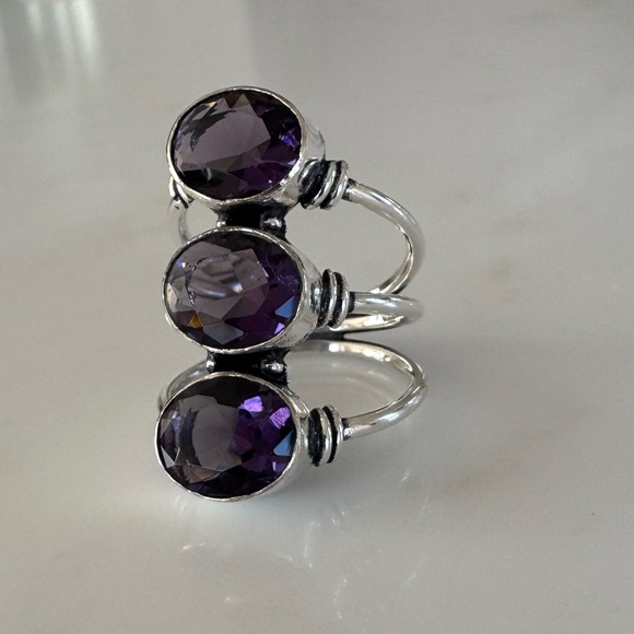 NWOT Sundance New Moon Ring Amethyst Sterling Silver